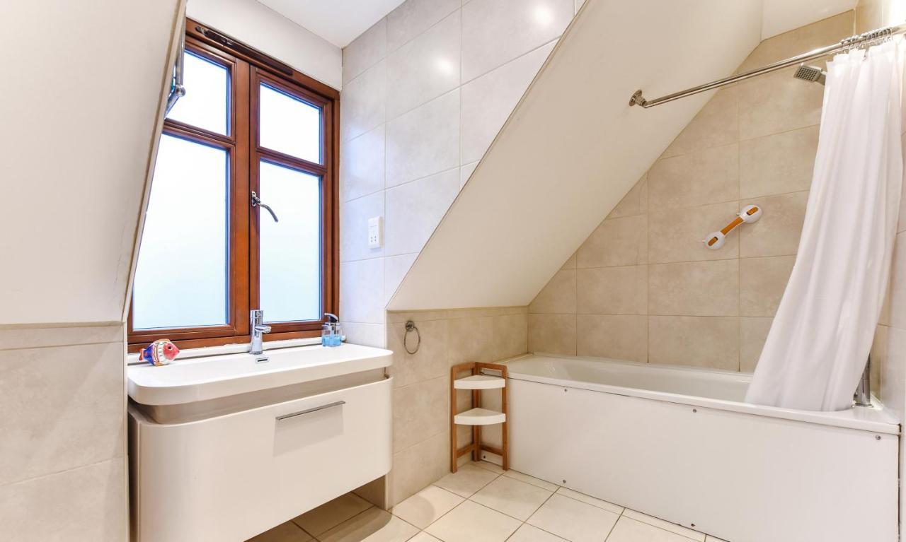 The Enclave Bed and Breakfast Γουόρδινγκ Εξωτερικό φωτογραφία